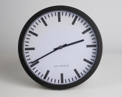 Uhr Wanduhr
