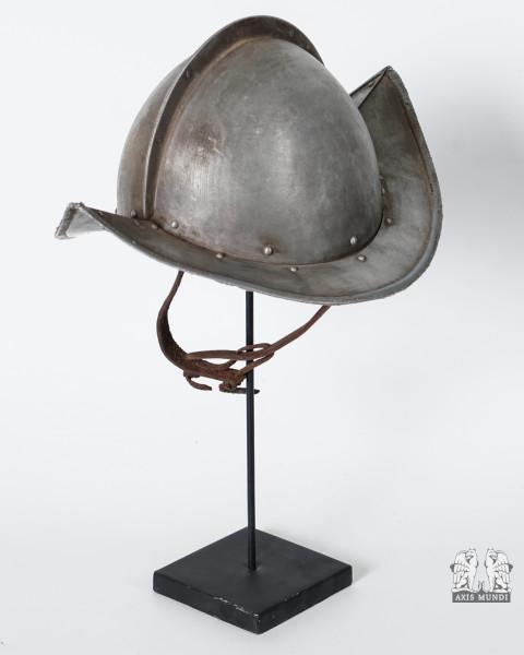 Helm Morion