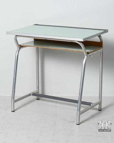 Schulbank Schreibtisch
