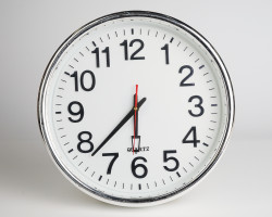 Uhr Wanduhr