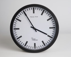 Uhr Wanduhr