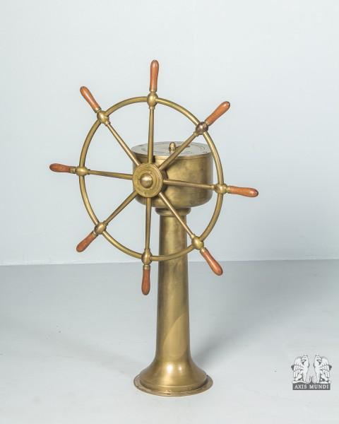 Ruderstand mit Steuerrad