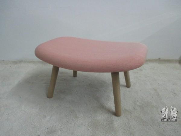 Hocker "About a Lounge"