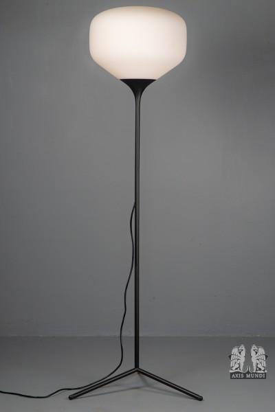 Stehlampe