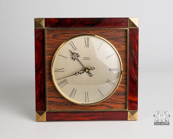 Uhr Wanduhr