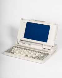 Computer Laptop 1990 Toshiba T100LE