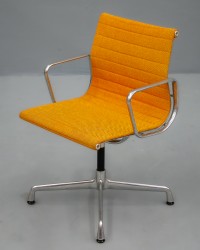 Bürostuhl „Eames Alu Chair“