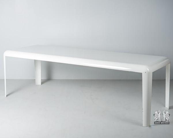 Ferro Tisch von Piero Lissoni