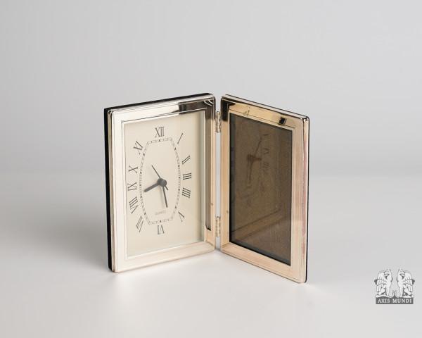 Uhr Reiseuhr Foto
