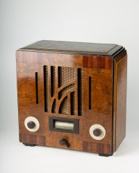 Radio1930