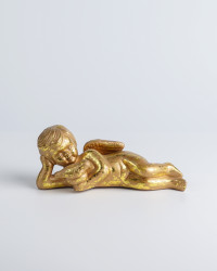 Figur Engel liegend