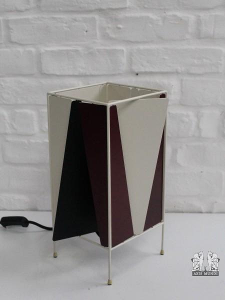 Tischlampe „B-4 by Gubi“