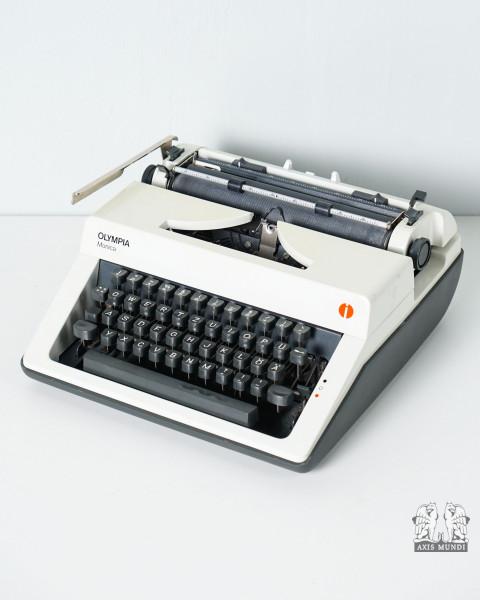 Schreibmaschine Olympia Monica